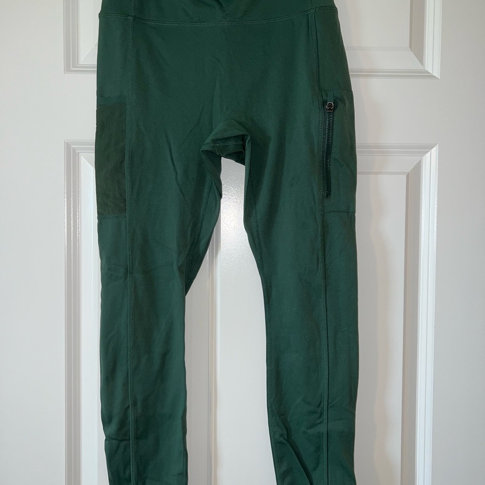 Fabletics Women’s Green Athletic Leggings Medium
